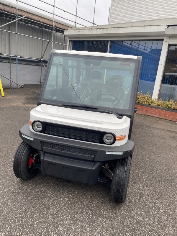EP AMP 6 Seater Electric Vehicle