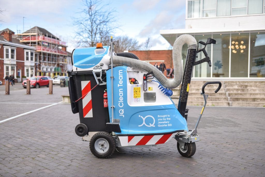 The glutton vacuum helps Jewellery Quarter to sparkle 3 DSC 1169
