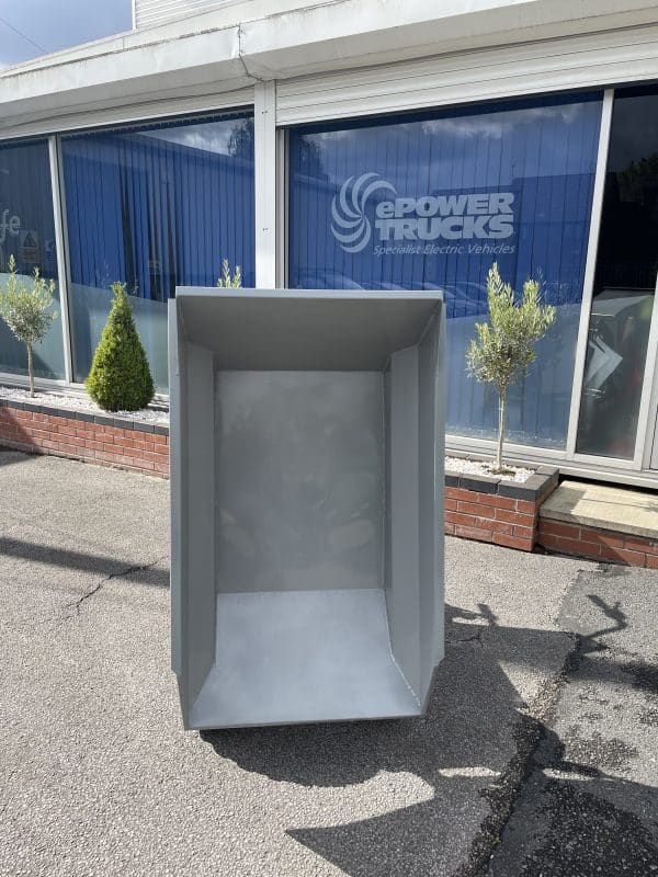 EP Electro Barrow tipping